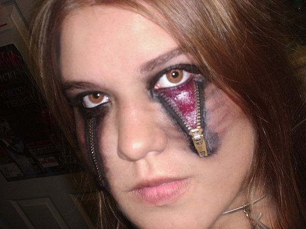Halloween makeup 2009 by o0Psy0o