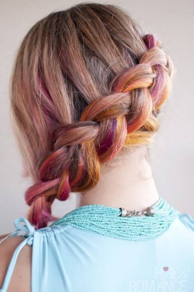 Hair-Romance-pink-side-braid-hairstyle-3
