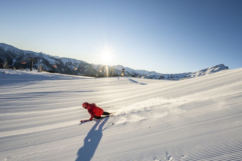 Das genussvolle Earlybird Skierlebnis Salzburger Sportwelt Lorenz Masser