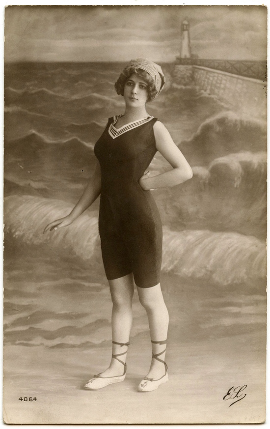 Vintage-Bathing-Suit-Photo-GraphicsFairy