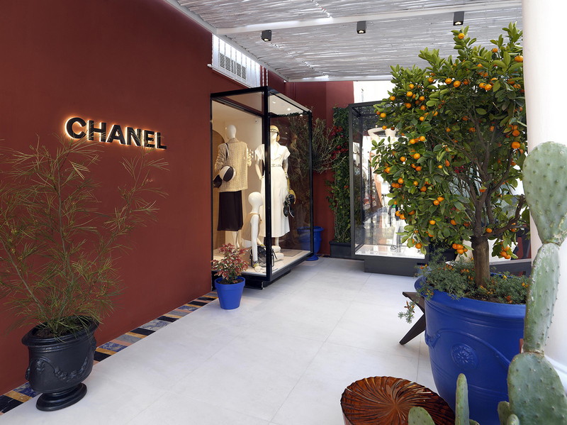 01 Boutique CHANEL Capri 2019 pictures by Massimo Listri 01 LD