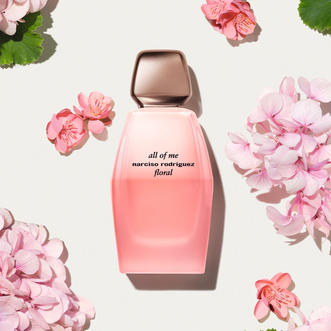 AOM EDP FLORAL 2025 INGREDIENT VISUAL GERANIUM PLUM FLOWER CMYK 1080x1080px 300dpi