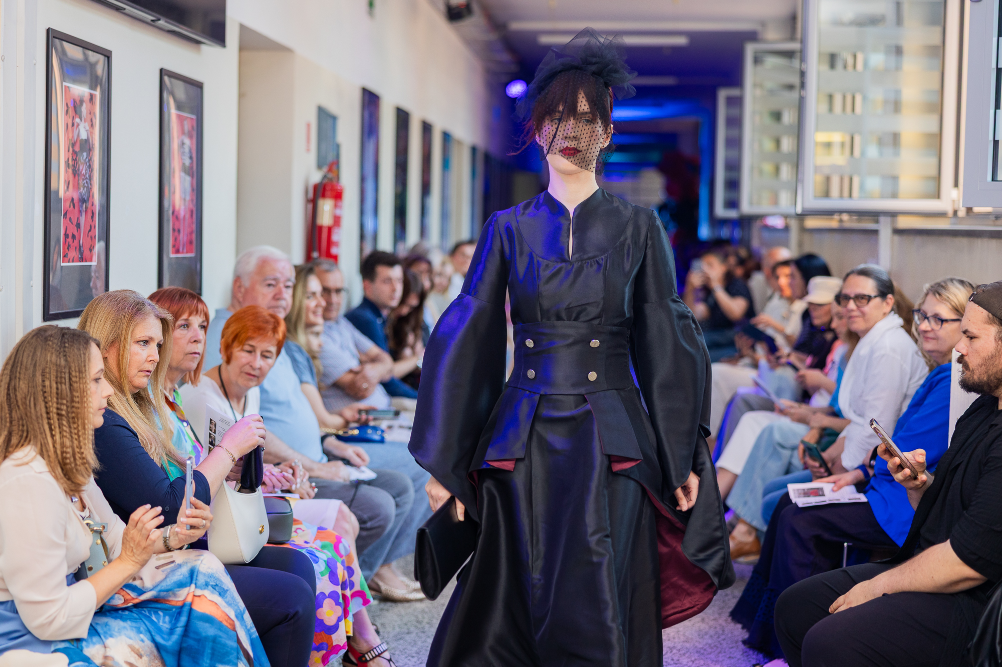 ŠMID Gala # revija Škole za modu i dizajn kroz interpretaciju Costume Art koncepta