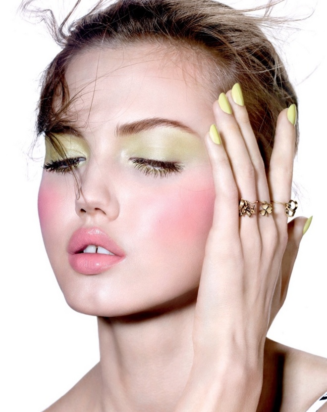 Lindsey-Wixson-Spring-Beauty-Vogue-Russia03