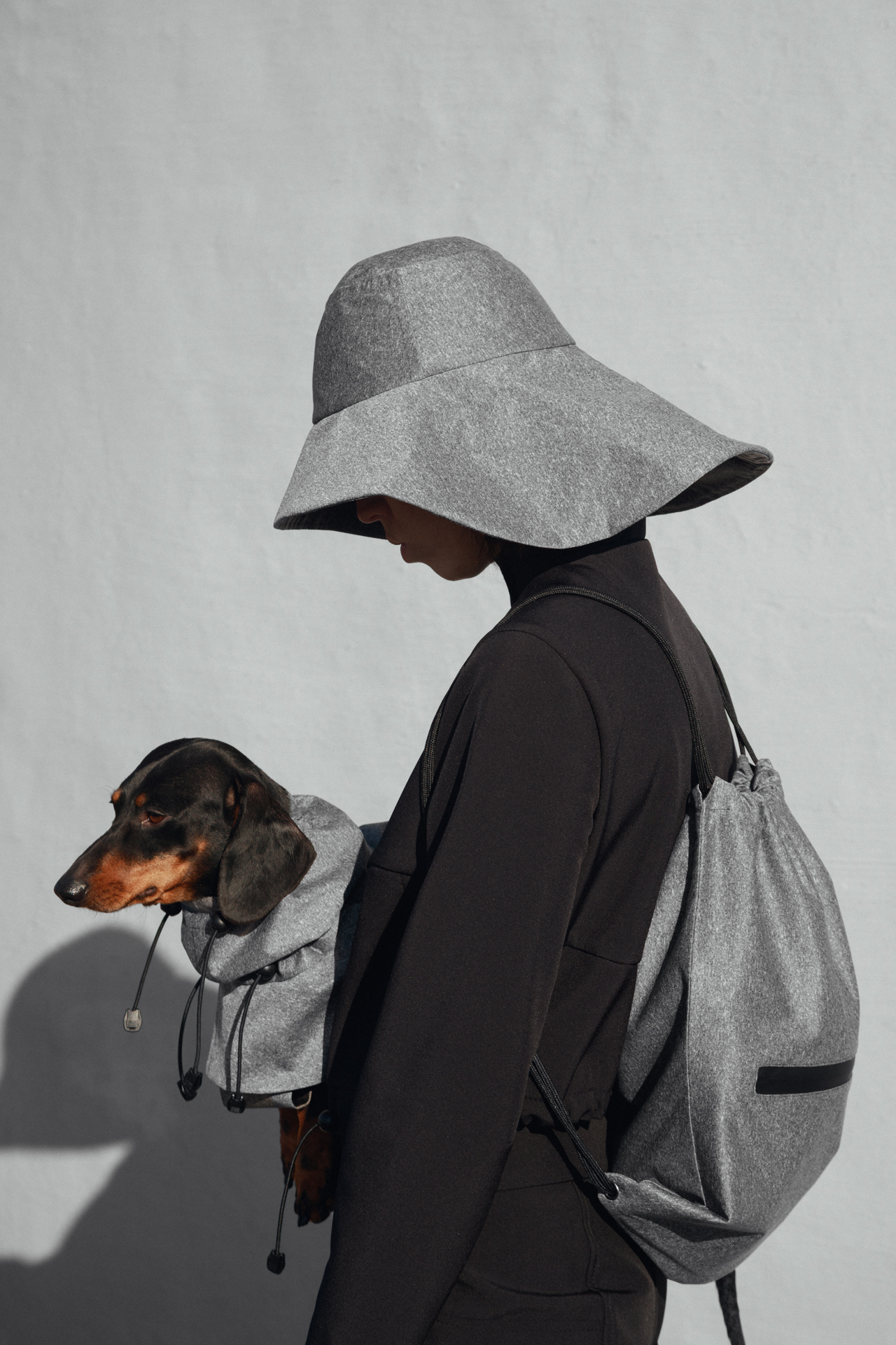 Shibesu za kišne dane # dizajnerske parke, bucket šeširi i matching kombinacije za pse i njihove ljude