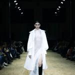 LOKOMOTIVA fw 25/26 u galopu # LANA PULJIĆ reinterpretira equestrian eleganciju kroz modni pokret i strukturu Lokomotiva by Lana Puljić 2